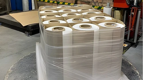 Бережно упаковываем и быстро доставляем нашу продукцию 